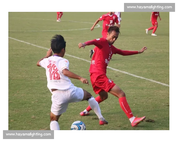 泰山失球路易斯沮丧 彭啸暖心安慰彰显兄弟情谊 泰山失球路易斯沮丧 彭啸暖心安慰彰显兄弟情谊