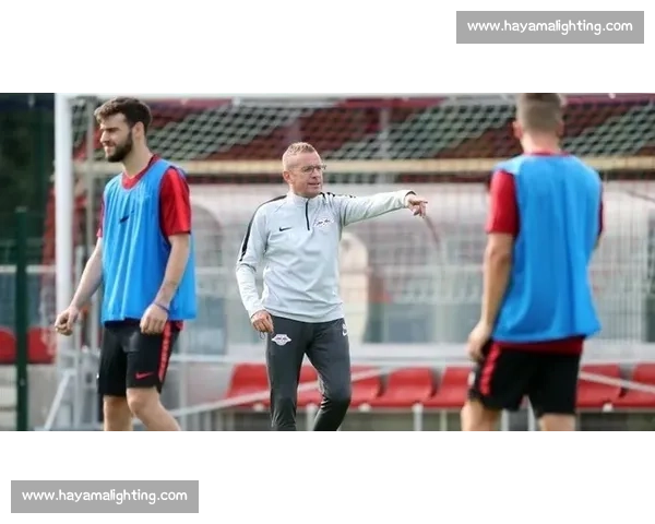 大因扎吉重返意乙执教巴勒莫 签约 2+1 合同剑指冲甲